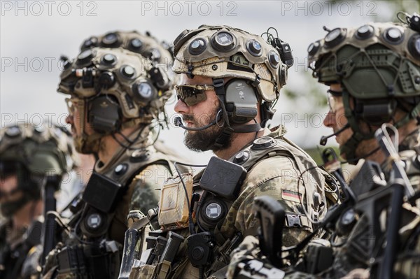 Soldiers of the Jaegerbataillon 292 train a combat situation at the Bundeswehr Combat Training Centre in Letzling The soldiers wear AGDUS equipment