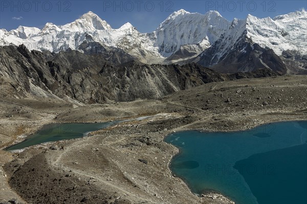 Imja Khola valley seen from Kongma La. It is the eight-thousander Makalu, the fifth-highest mountain on Earth, which is the highest in this view. Khumbu, the Everest Region, Himalayas. Sagarmatha National Park, a UNESCO World Heritage Site. Solukhumbu, Nepal, Asia