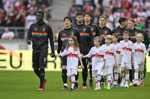 Team VfB Stuttgart around Silas Katompa Mvumpa VfB Stuttgart