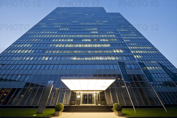 Dreischeibenhaus, also called Dreischeibenhochhaus, office and administration building, Duesseldorf, North Rhine-Westphalia, Germany, Europe