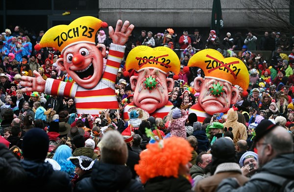 Theme floats by Jaques Tilly: Finally, Rose Monday procession again after a 2-year break, Rose Monday procession in Duesseldorf, North Rhine-Westphalia