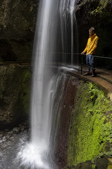 Hikers at Levada Nova