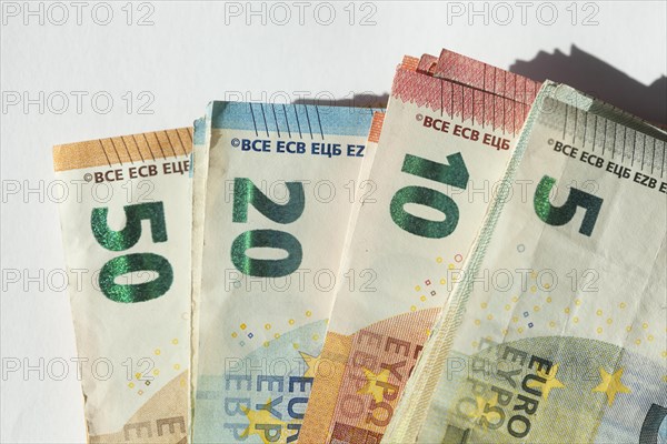 Various euro notes