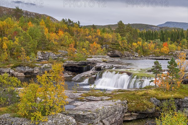 Valnesfossen in autumn