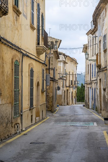 Street in the village of Arta with typical houses