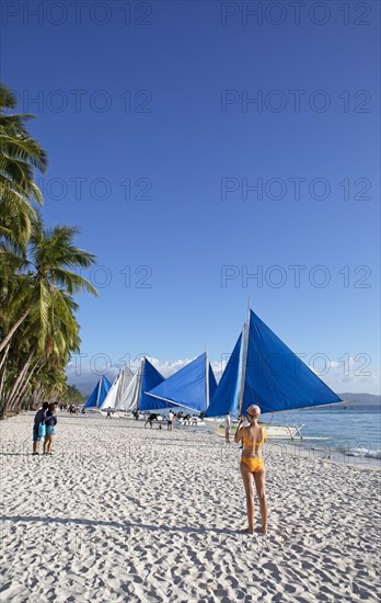 Traditional boats at White Beach