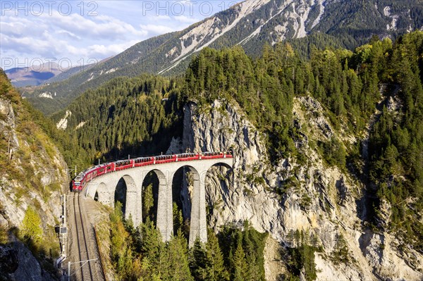 Landwasser Viaduct with train and locomotive