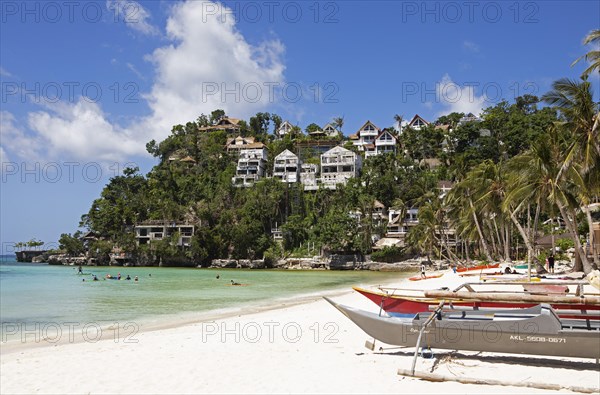 Diniwid Beach