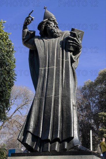 Monumental bronze statue of Gregory of Nin and sights of Split