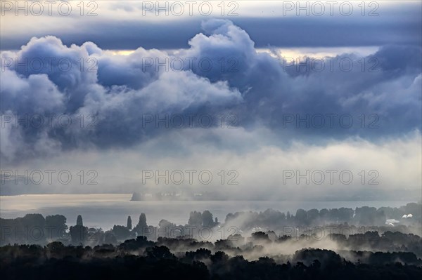 Autumn morning at Lake Constance