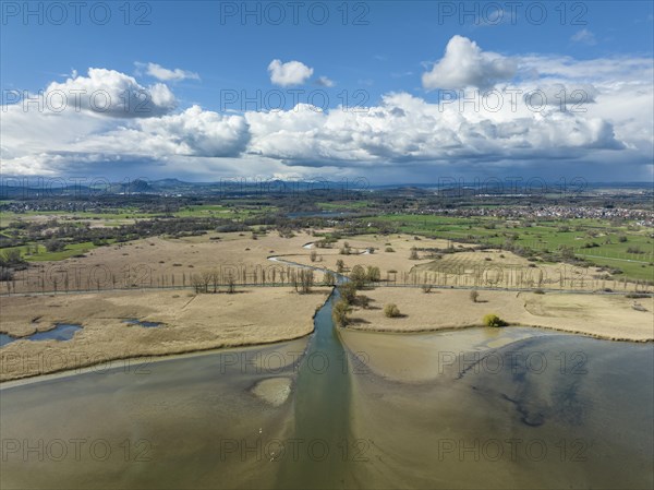 The Radolfzeller Aach flows into western Lake Constance