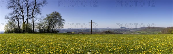 View from the Kuchalb onto the Alb foothills and the three imperial mountains Hohenstaufen