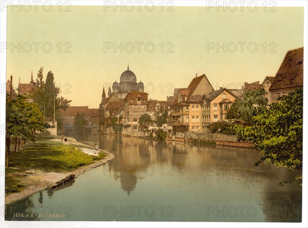 The River Pegnitz and the Synagogue