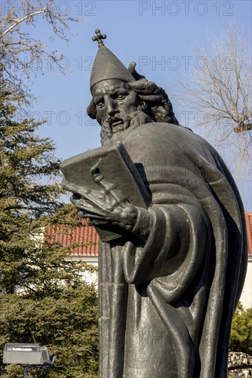 Monumental bronze statue of Gregory of Nin and sights of Split