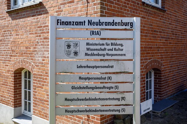 Neubrandenburg Tax Office