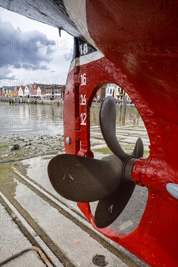 Propeller of the barrel-launched Hildegard on the open-air exhibition grounds of the Schiffahrtsmuseum Nordfriesland at the Husum inland harbour