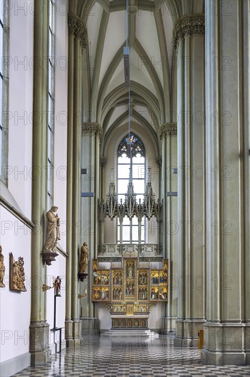 Altar in the side aisle