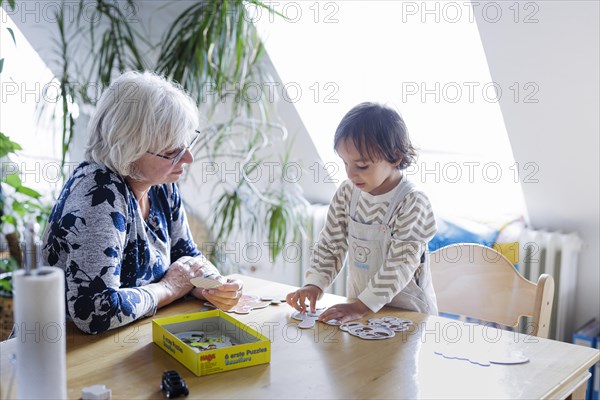 Volunteer: temporary grandmother