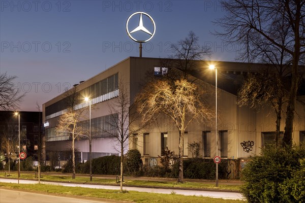 Mercedes Benz