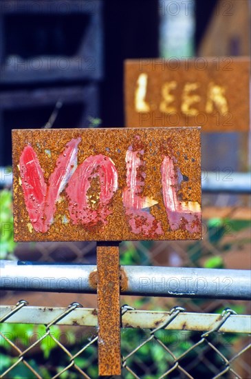 Lettering Full on a Blecjtafel