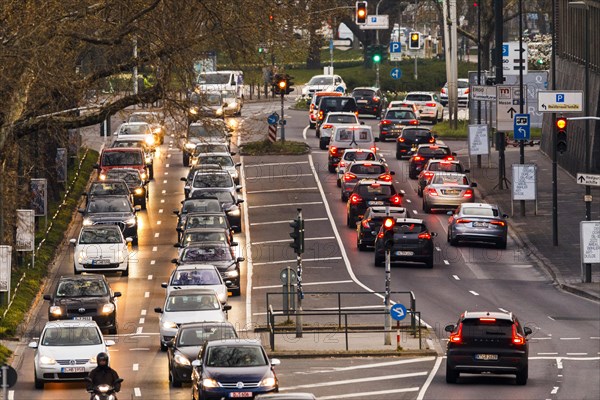 Rush hour in Duesseldorf city centre in the early morning