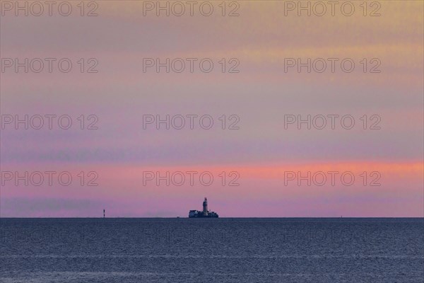 Mittelplate drilling platform in the Meldorfer Bucht