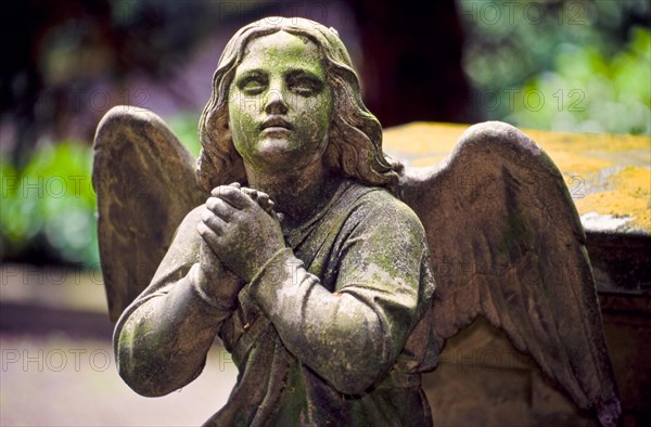 Angels as grave ornaments