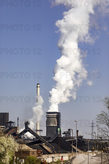 Steam cloud of the coking plant of Huettenwerke Krupp Mannesmann - HKM