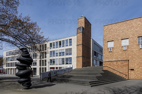 Sculpture at the Viersen district hall