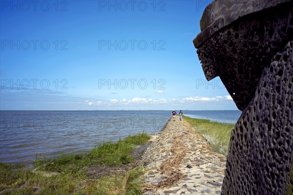 Fedderwardersiel in the Wesermarsch district Weser estuary at high tide Bank stabilisation