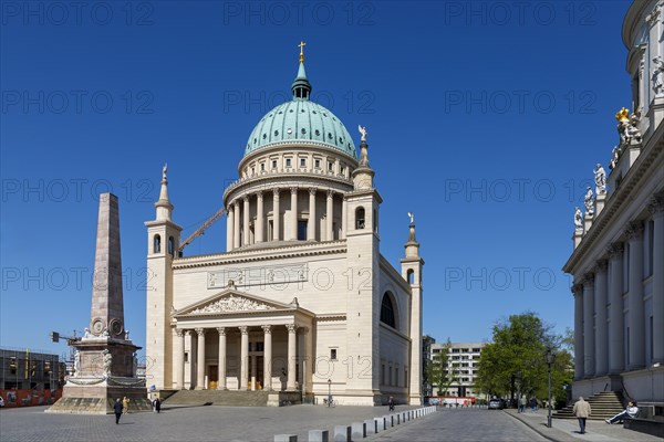 Alter Markt with St. Nicholas Church and marble obelisk