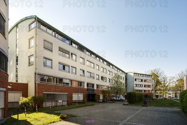 Mediana House with Erich Pommer Institute