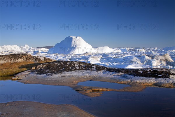 Icebergs in the Kangia Icefjord