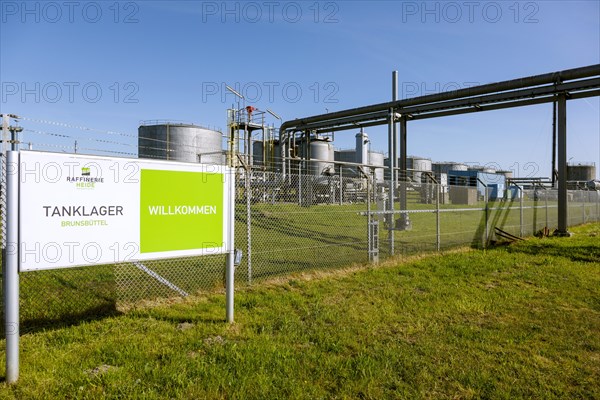 Brunsbuettel tank farm of the Heide refinery