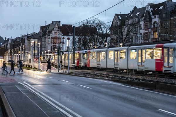 Luegplatz stop in Duesseldorf-Oberkassel