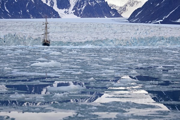 The tall ship Antigua in the Lilliehookfjorden