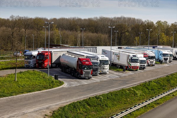 Rest area Neufelder Heide on the A40