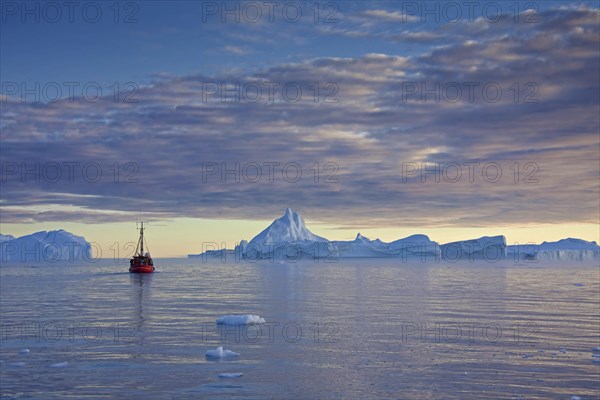 Tourist boat in the Kangia Icefjord