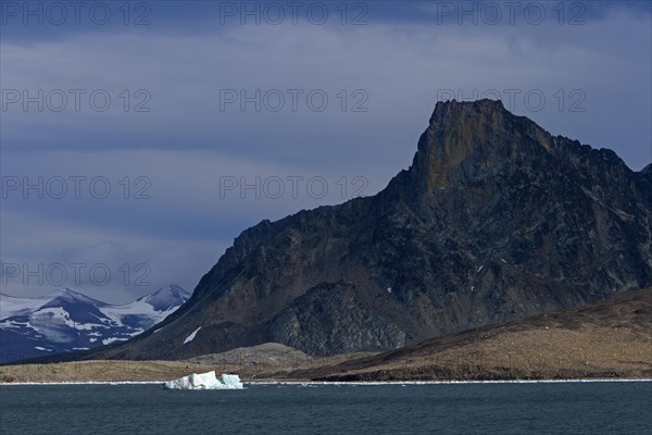 Melting ice floe drifting in Burgerbukta