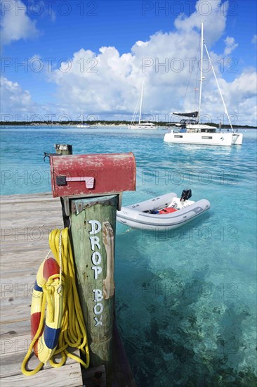 Landing stage and letterbox of Warderick Wells