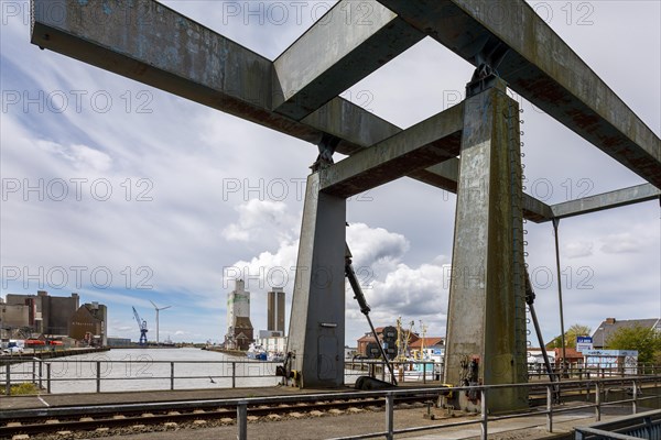 Bascule bridge between the outer harbour and the inland harbour of Husum