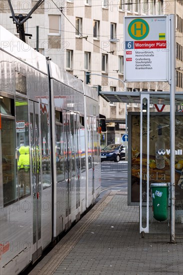 Worringer Platz tram stop