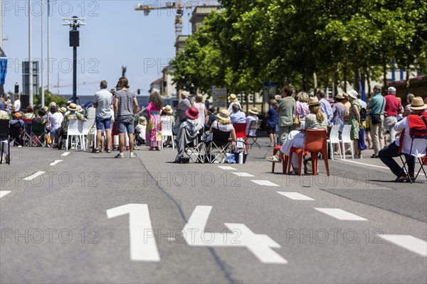 Demonstration of a citizens initiative for less traffic in the city centre