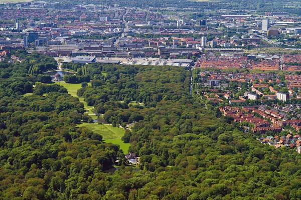 Bremens Buergerpark with the city centre in the background