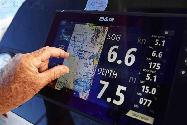 View of the nautical data of the on-board computer