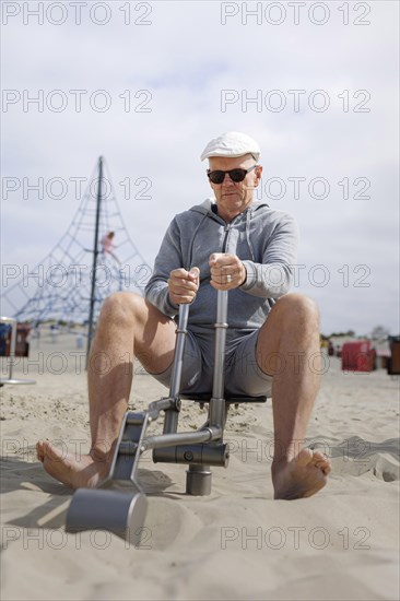 Subject: Toys for adults on the beach of Borkum.