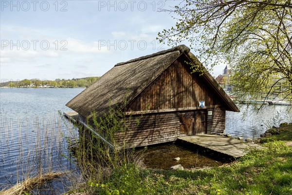 Boathouse of the rowing team of the Lauenburg School of Learning