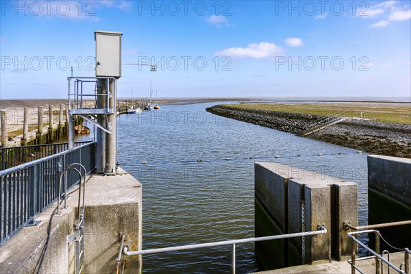 Everschopsiel harbour in North Frisia with outflowing water