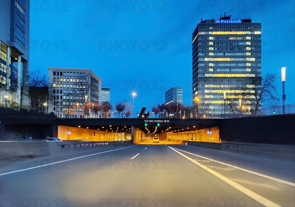 Lettering Im in the middle of it on the A 40 motorway tunnel in the city centre of Essen