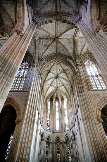 Nave ceiling